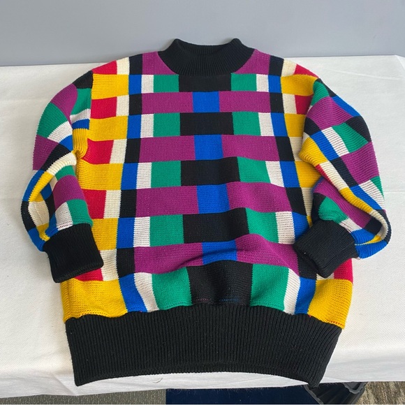 Colorful Geometric Pattern Sweater - Picture 3 of 13